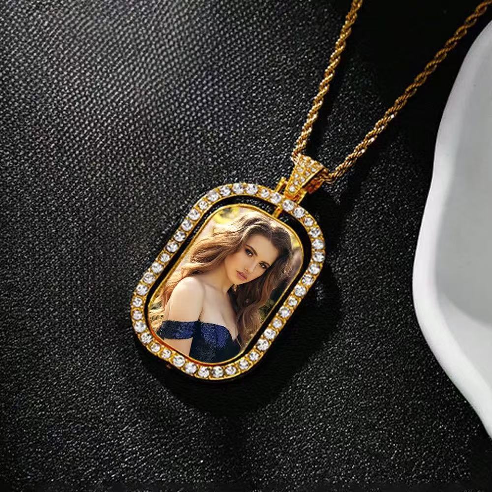 Diamond -Studded Titanium Steel Thermochromic Necklace Holds Your Precious Moments.Sparkling Symbol Of Love