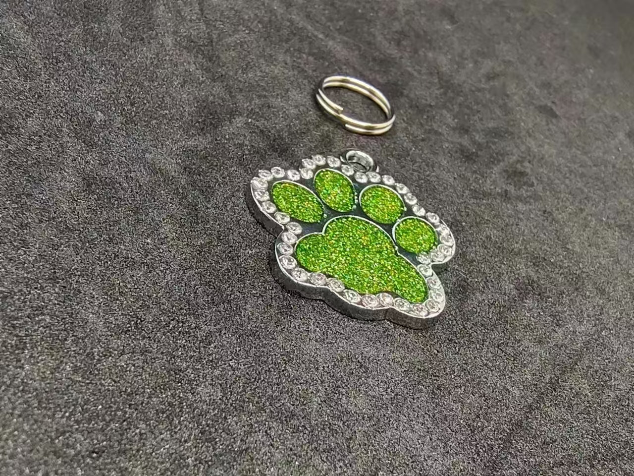 Sparkling Personalized Pet Tag: Shine with Love for Your Furry Friend