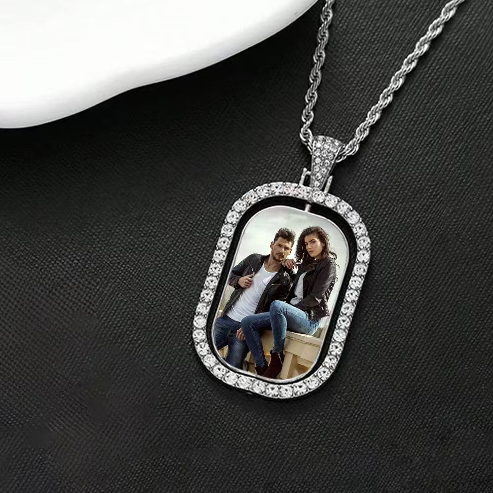 Diamond -Studded Titanium Steel Thermochromic Necklace Holds Your Precious Moments.Sparkling Symbol Of Love